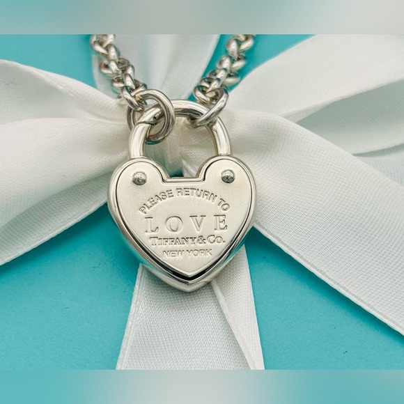 Tiffany & Co Silver Medium RTL Return to Love Retired Heart Lock Necklace 18” - Picture 5 of 5